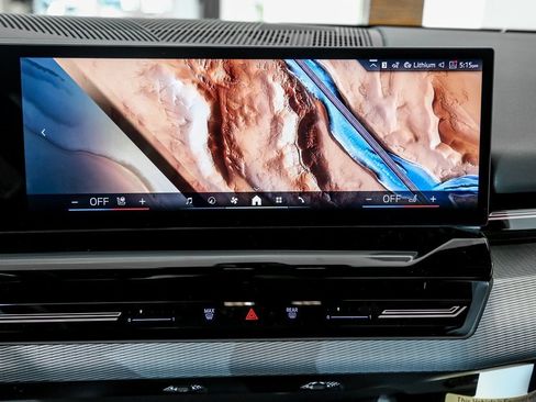 Used 2026 BMW 530i xDrive w/ M Sport Package image 9