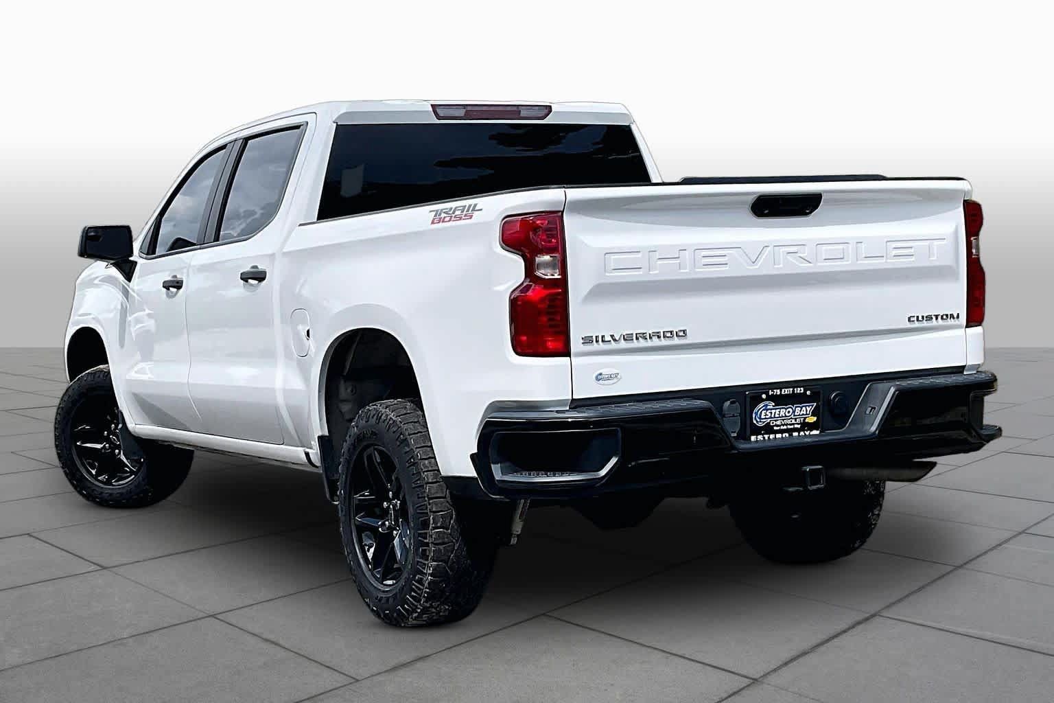 Used 2022 Chevrolet Silverado 1500 Custom Trail Boss AWD/4WD image 12