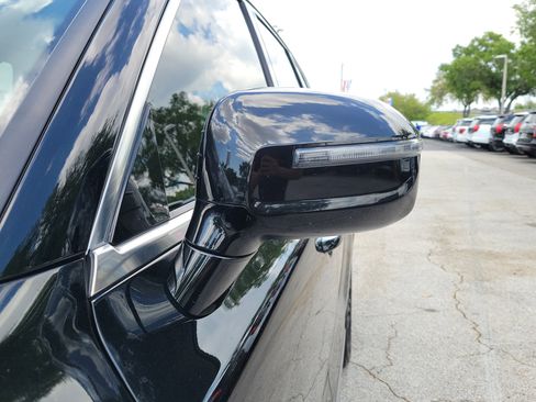 Used 2021 Kia Telluride SX w/ Towing Package AWD/4WD image 4