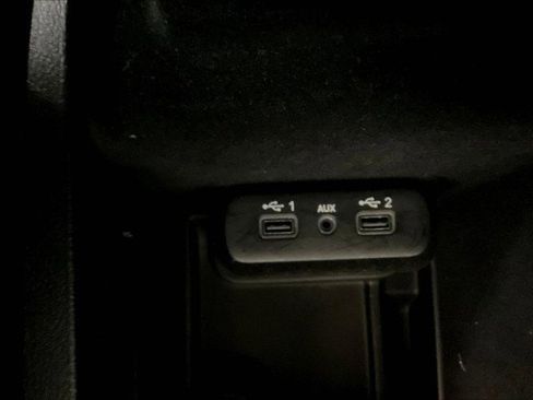 Used 2023 Dodge Charger SXT image 33