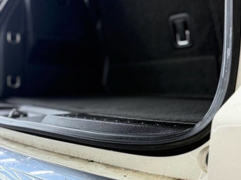 Used 2015 GMC Acadia SLT w/ Open Road Package AWD/4WD image 11