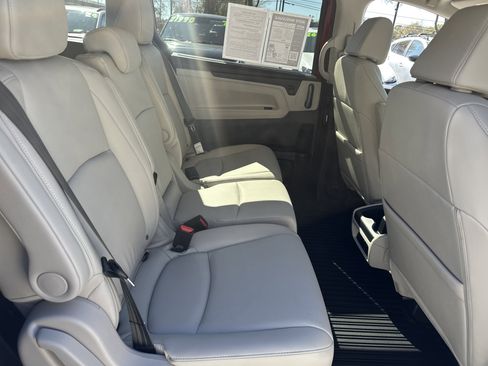 Used 2026 Honda Odyssey EX-L image 14
