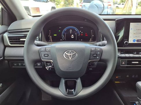 Used 2026 Toyota Camry LE w/ Convenience Package FWD image 29