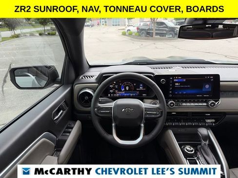 Used 2025 Chevrolet Colorado ZR2 w/ Midnight Edition AWD/4WD image 47