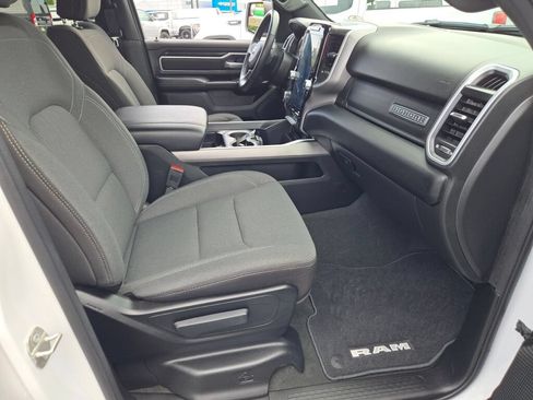 Used 2023 RAM 1500 Big Horn AWD/4WD image 7