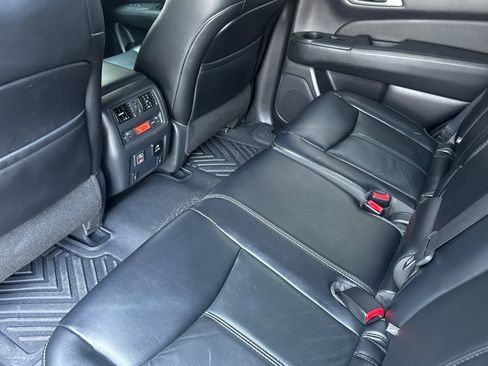 Used 2018 Nissan Pathfinder SL w/ Midnight Edition Package AWD/4WD image 13