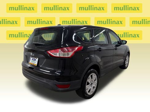 Used 2016 Ford Escape S FWD image 3