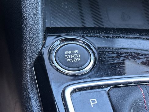 Certified 2025 Kia Sportage SX image 11