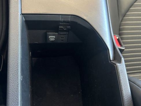 Used 2023 Toyota Camry SE FWD image 35