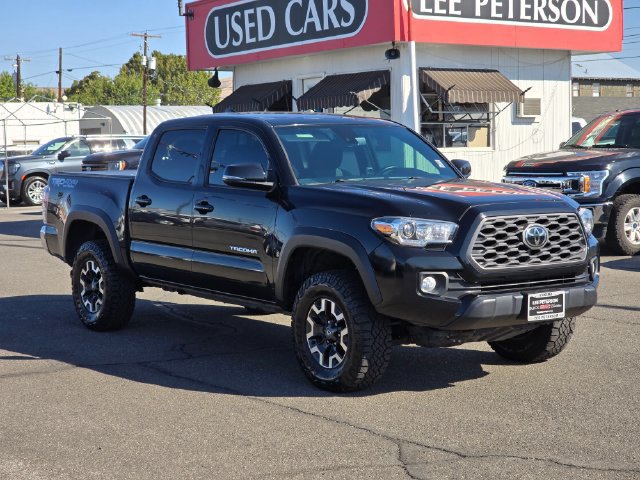 Used 2022 Toyota Tacoma TRD Off-Road AWD/4WD image 7