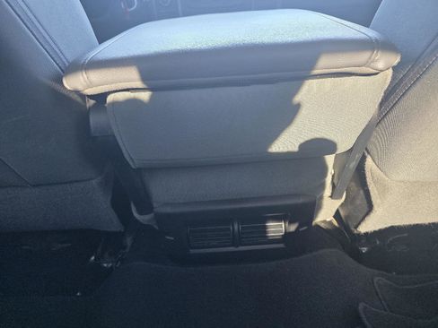 Used 2017 RAM 2500 Tradesman w/ Chrome Appearance Group image 42