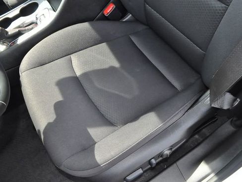 Used 2024 Chevrolet Malibu RS FWD image 11