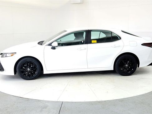 Certified 2023 Toyota Camry LE image 3