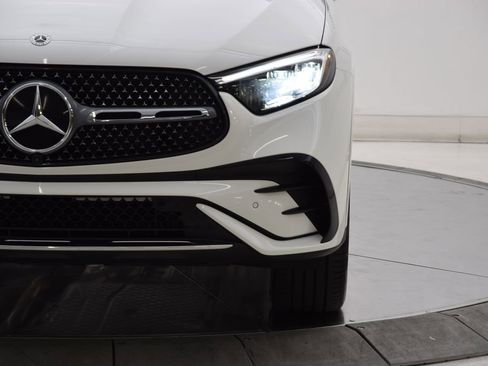 Used 2026 Mercedes-Benz GLC 300 image 10