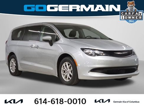 Used 2023 Chrysler Voyager LX FWD image 5