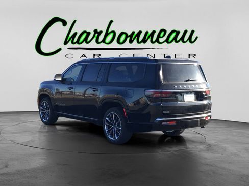 Used 2025 Jeep Wagoneer L Series III w/ Premium Group I image 3