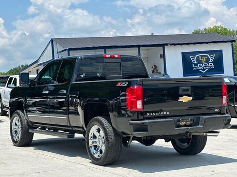 Used 2017 Chevrolet Silverado 1500 LTZ Z71 w/ LTZ Plus Package AWD/4WD image 5