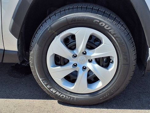 Used 2025 Toyota RAV4 LE FWD image 10