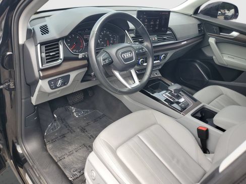 Used 2023 Audi Q5 2.0T Premium w/ Convenience Package AWD/4WD image 18