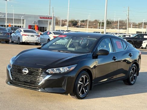 Certified 2025 Nissan Sentra SV w/ All-Weather Package image 3