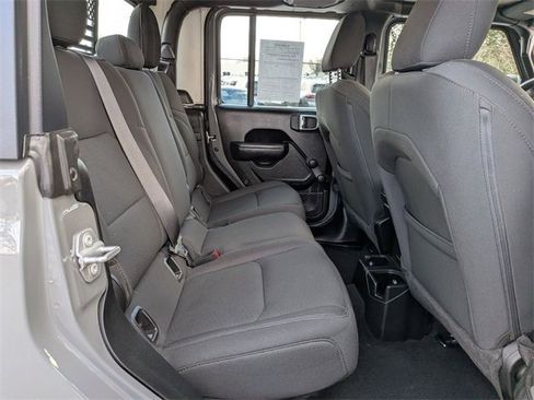 Used 2023 Jeep Gladiator Sport image 26