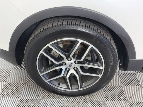 Used 2016 Ford Explorer Sport w/ Equipment Group 401A AWD/4WD image 8