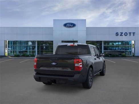 New 2025 Ford Maverick XLT image 8