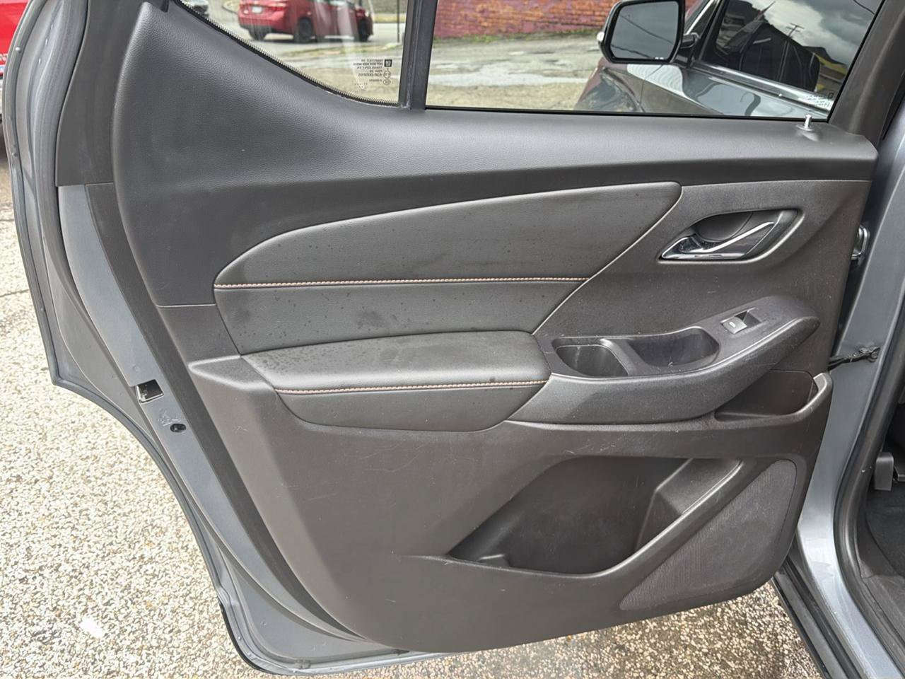 Used 2018 Chevrolet Traverse LT AWD/4WD image 21