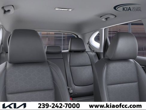 New 2026 Kia Seltos EX FWD image 27