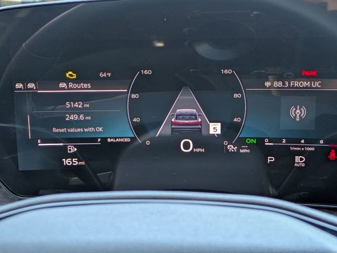 Used 2025 Audi Q5 2.0T Premium w/ Convenience Package image 12