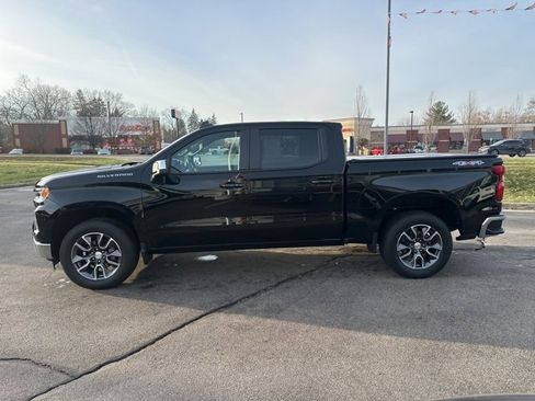 Used 2024 Chevrolet Silverado 1500 LT image 10