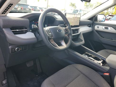 New 2026 Ford Explorer Active image 9
