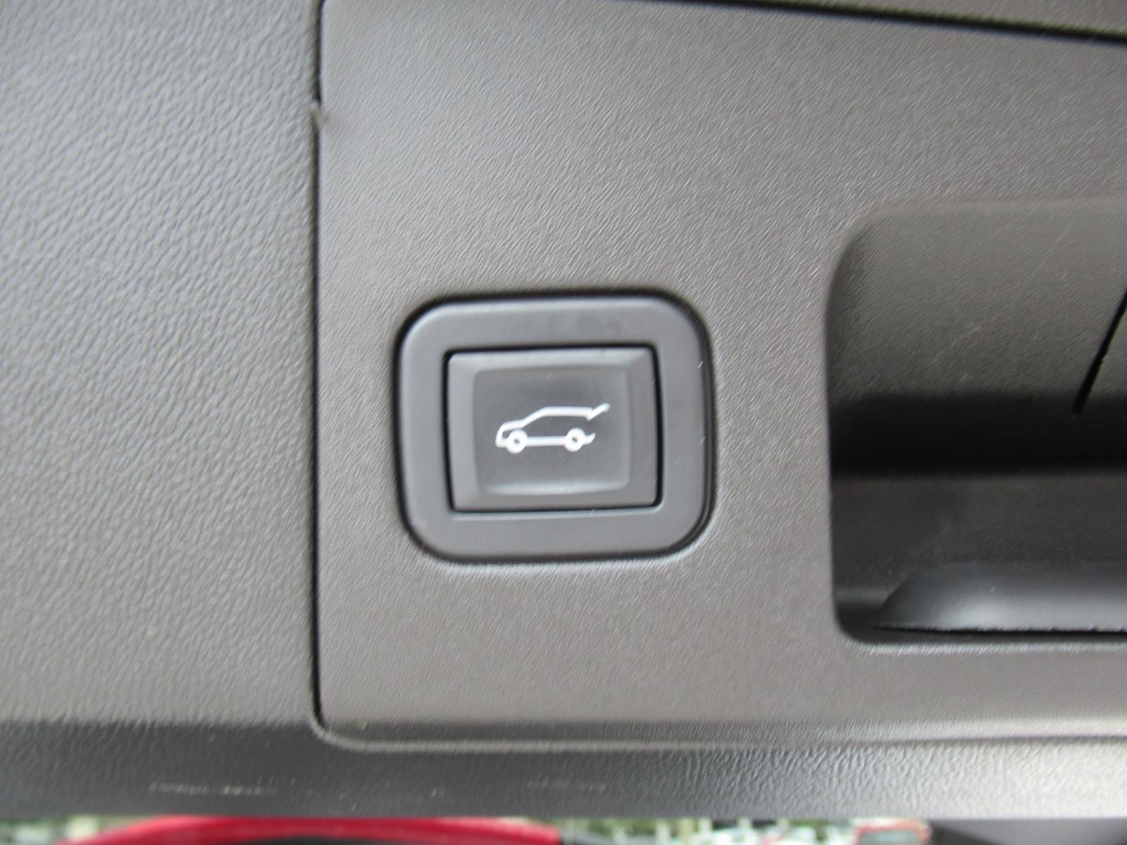 Used 2023 Cadillac XT5 Premium Luxury FWD image 37