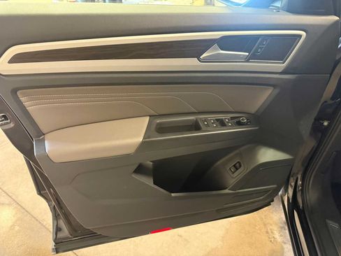 Used 2022 Volkswagen Atlas SE AWD/4WD image 20