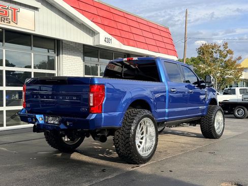 Used 2022 Ford F250 Platinum image 10