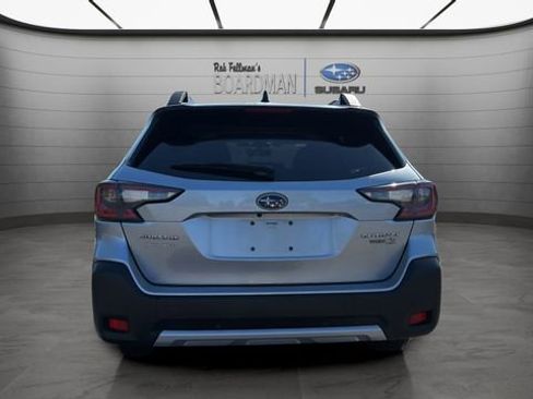 Used 2023 Subaru Outback Limited AWD/4WD image 6
