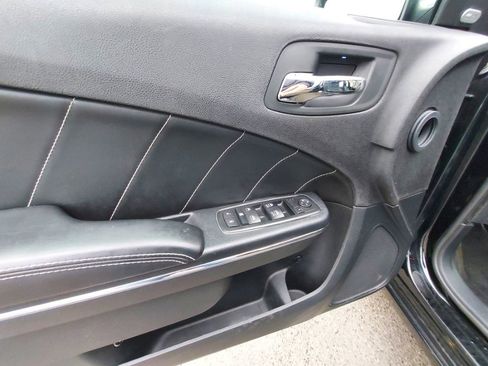 Used 2014 Dodge Charger R/T image 8