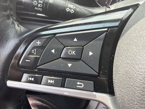 Used 2019 Nissan Altima 2.5 SV AWD/4WD image 16
