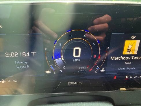 Used 2025 Chevrolet Traverse LT w/ LPO, Floor Liner Package FWD image 4