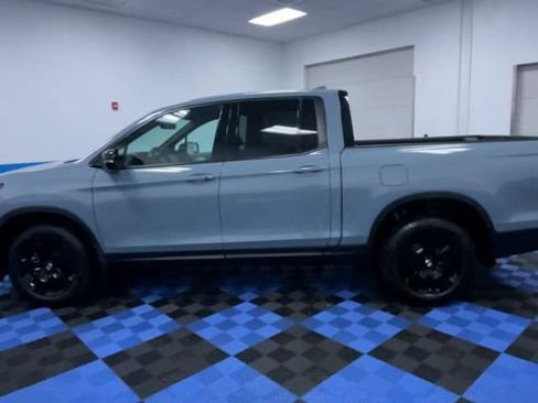 Certified 2024 Honda Ridgeline Black Edition image 5