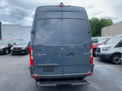 Used 2019 Mercedes-Benz Sprinter 144 image 5