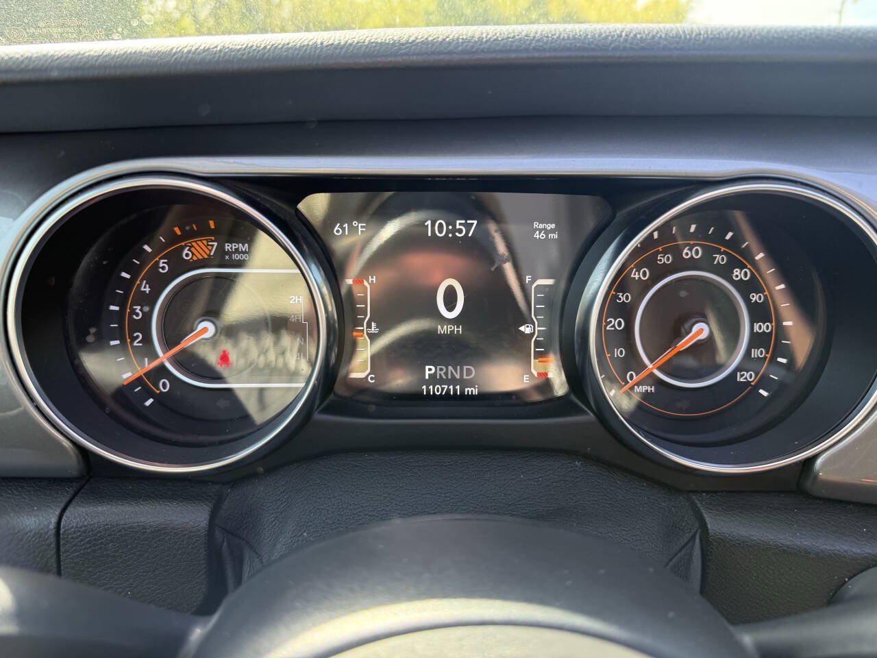Used 2019 Jeep Wrangler Unlimited Sahara w/ Safety Group AWD/4WD image 9