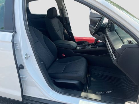 Used 2025 Honda Accord LX image 25
