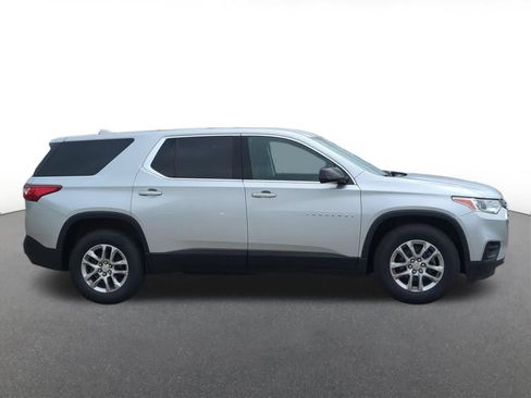 Used 2019 Chevrolet Traverse LS FWD image 7