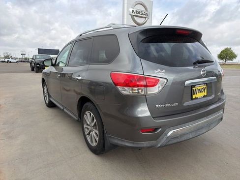 Used 2015 Nissan Pathfinder S image 5