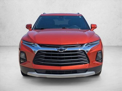 Used 2022 Chevrolet Blazer LT FWD image 2
