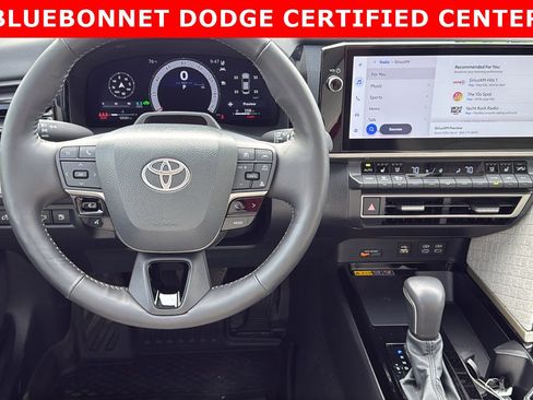 Used 2025 Toyota Camry XLE w/ Premium Plus Package image 19