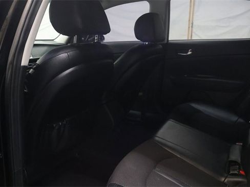 Used 2018 Kia Optima S w/ 18" Alloy Wheels Package image 18