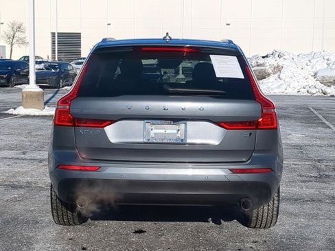 Used 2021 Volvo XC60 T5 Momentum w/ Protection Package image 6