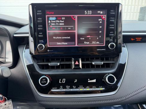 Used 2022 Toyota Corolla SE FWD image 38